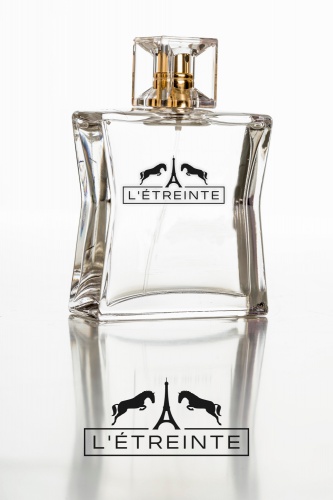 Logo pour un parfum de luxe pour femme