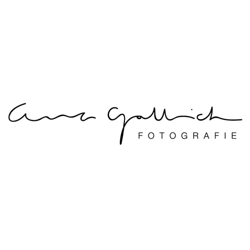  Logo-Design für Fotografin